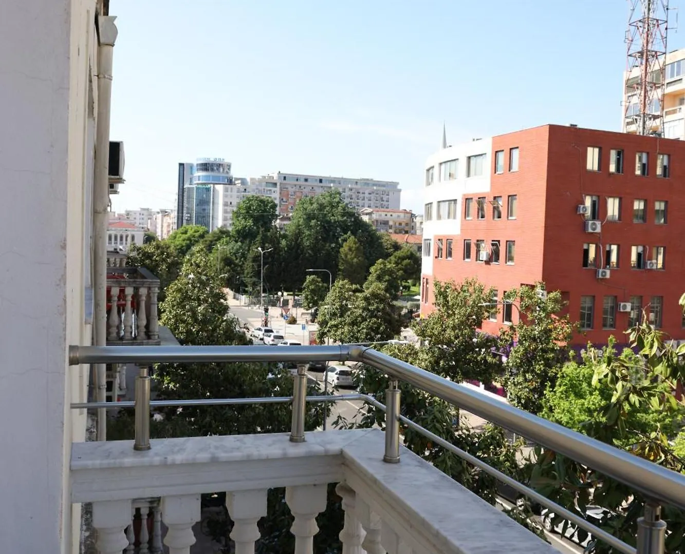 Sol Hotel Shkodra 4*,