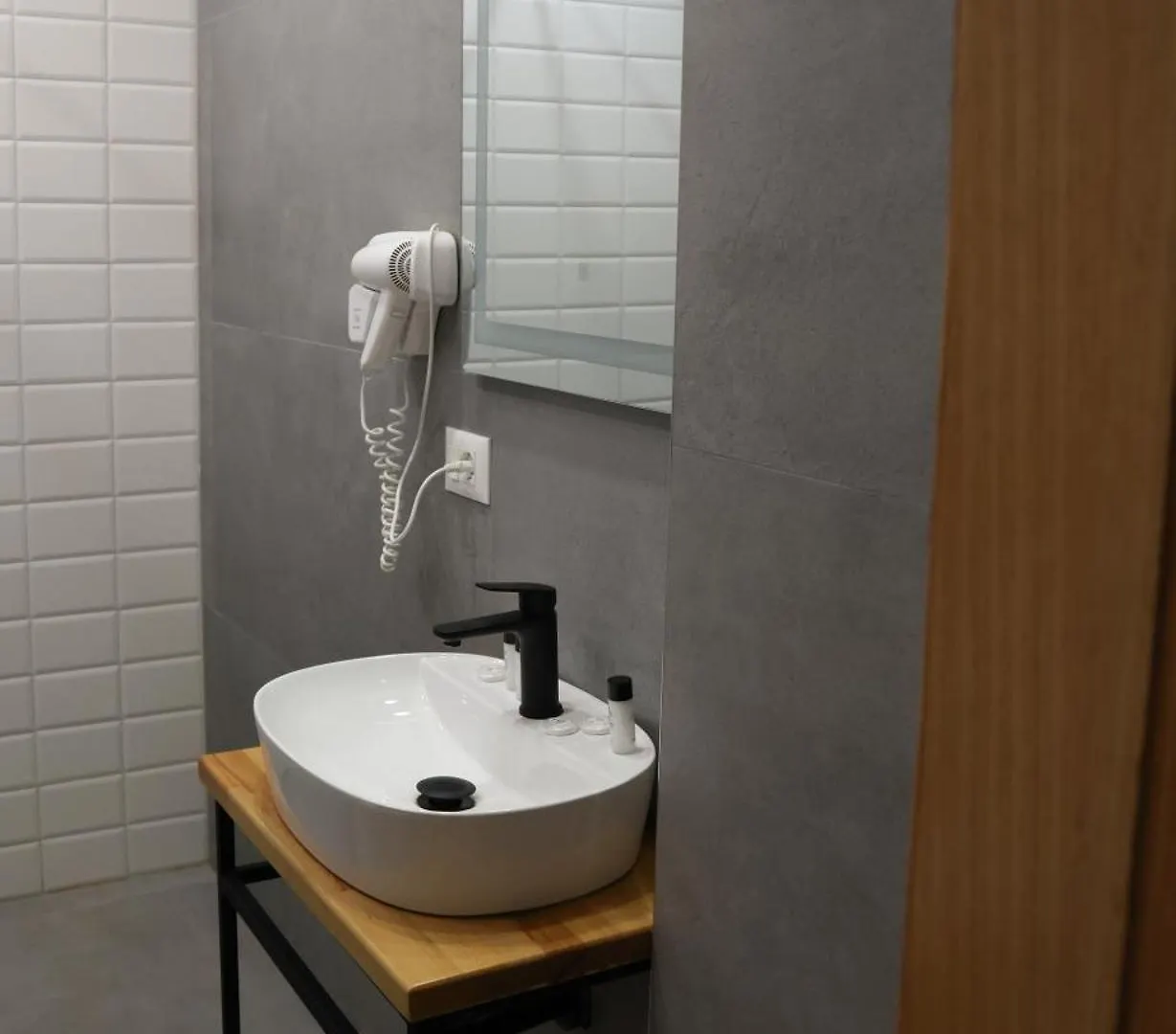 ****  Sol Hotel Shkodra Albanien