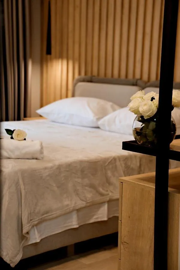 Sol Hotel Шкодер 4*,