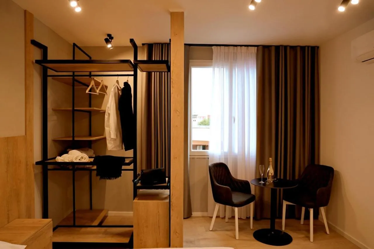 ****  Sol Hotel Shkodër Albania