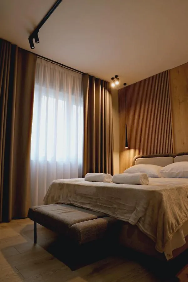 Sol Hotel Шкодер